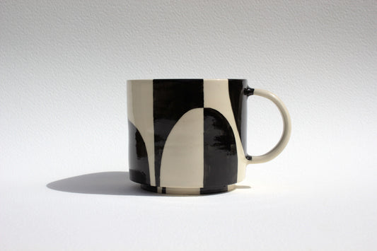 *Seconds* Black Design Mug 8