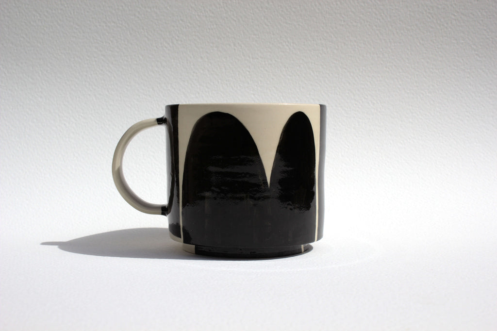 *Seconds* Black Design Mug 8