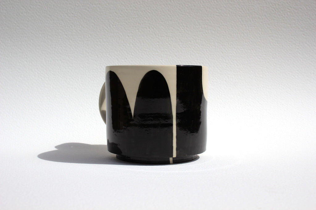 *Seconds* Black Design Mug 8