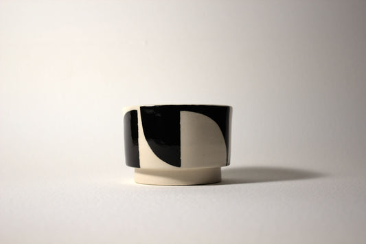 Black Design Small Cup 1