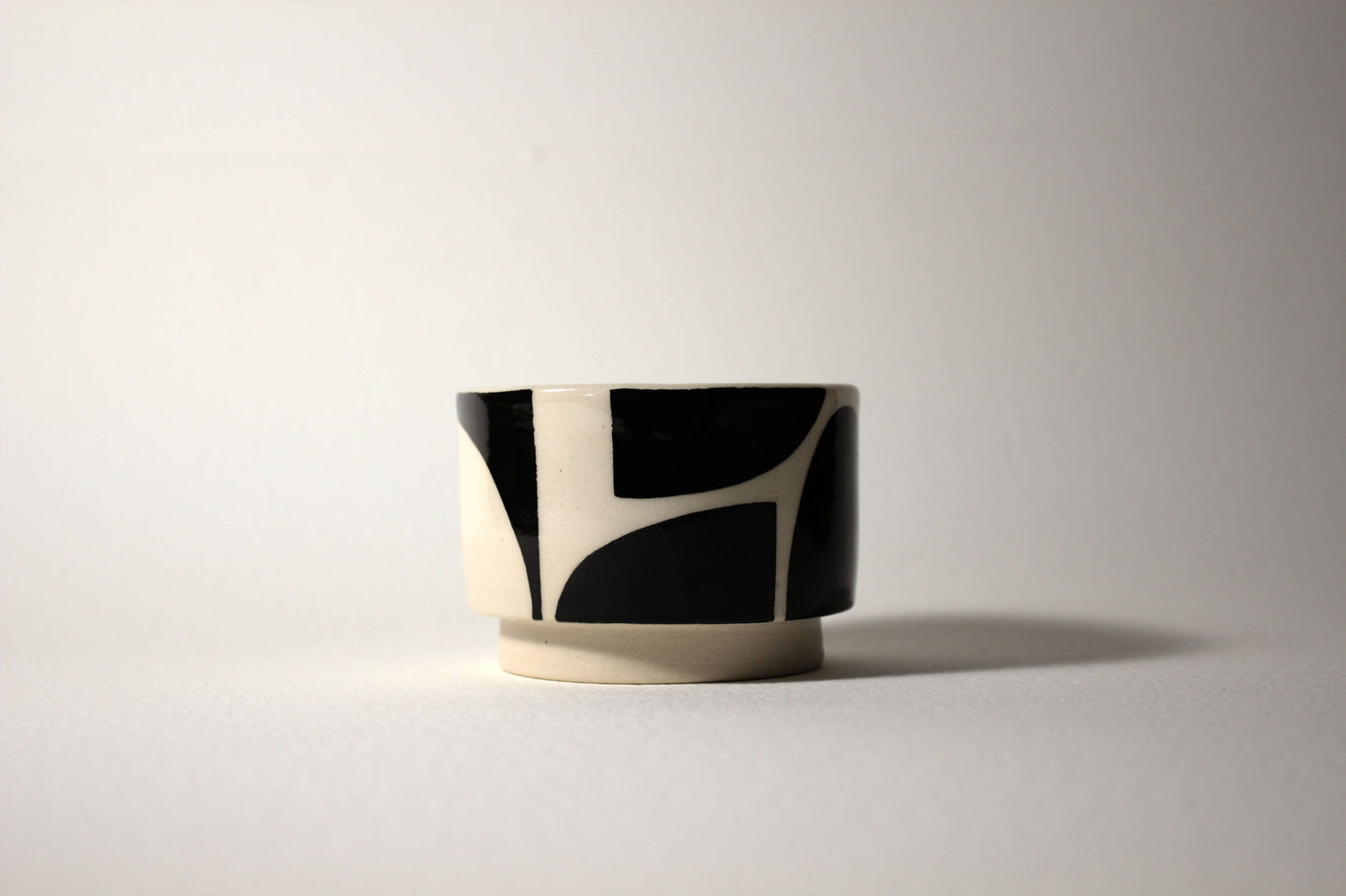 Black Design Small Cup 1
