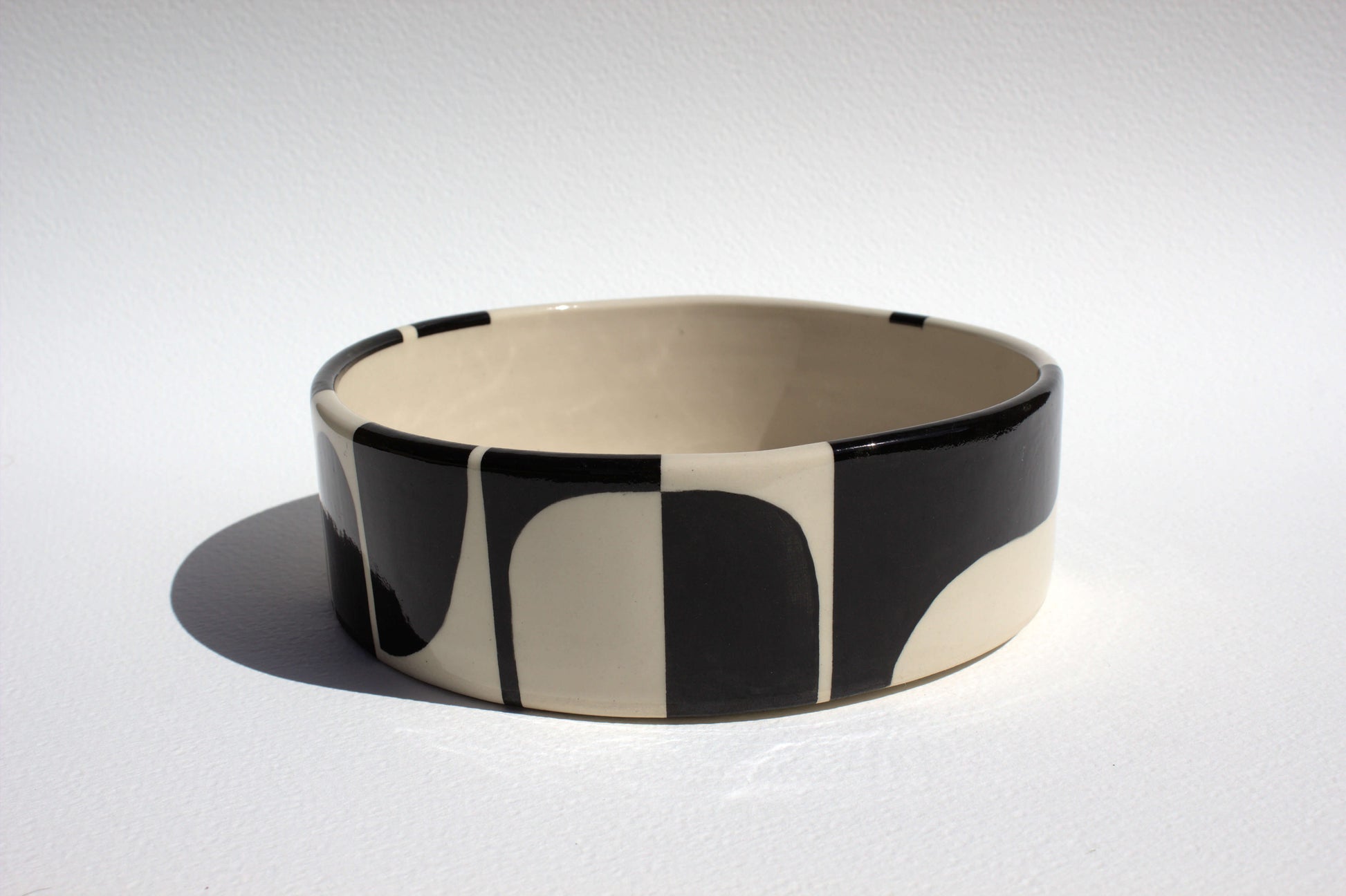 Black Design Dog Bowl 1