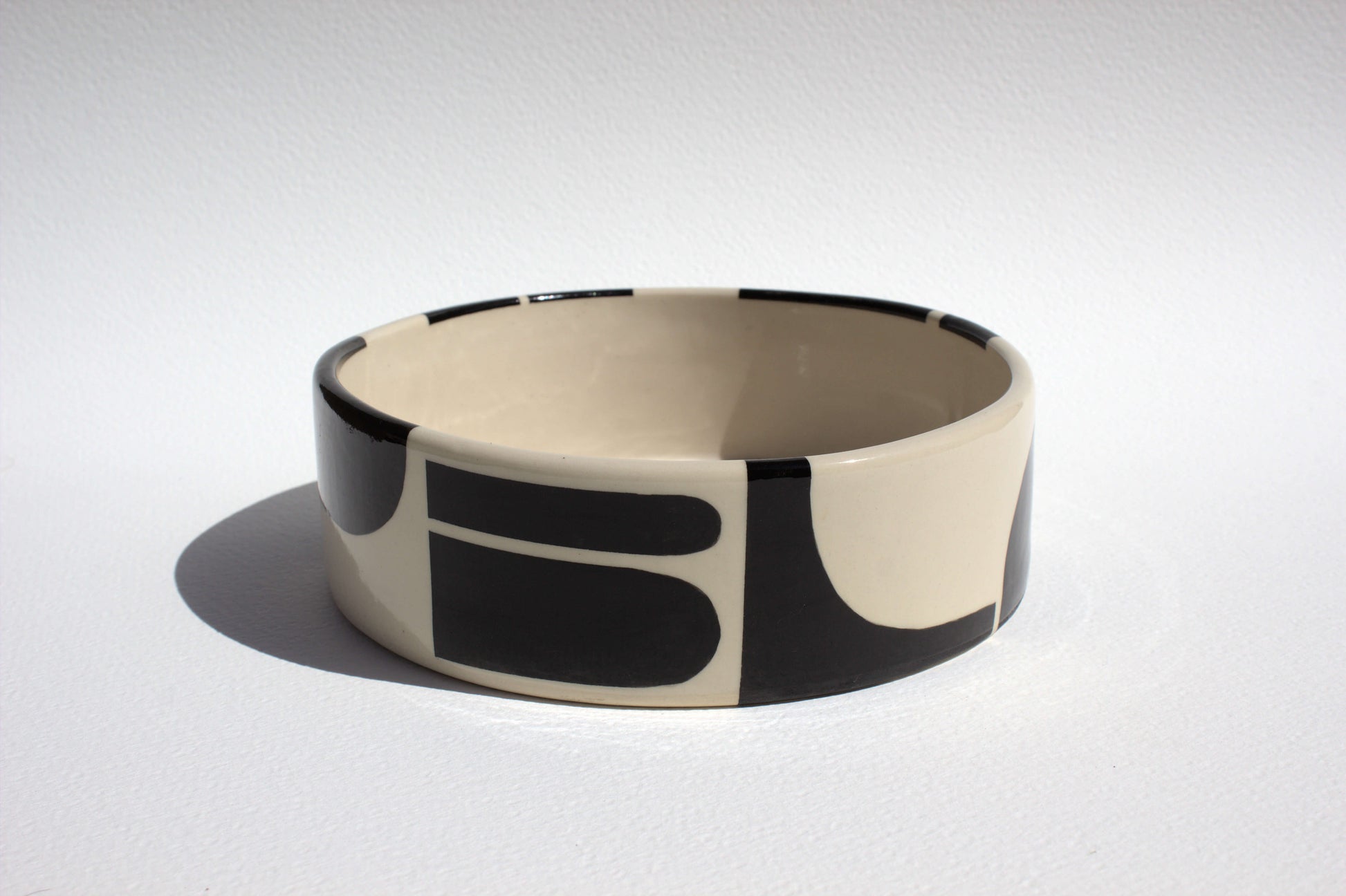 Black Design Dog Bowl 1