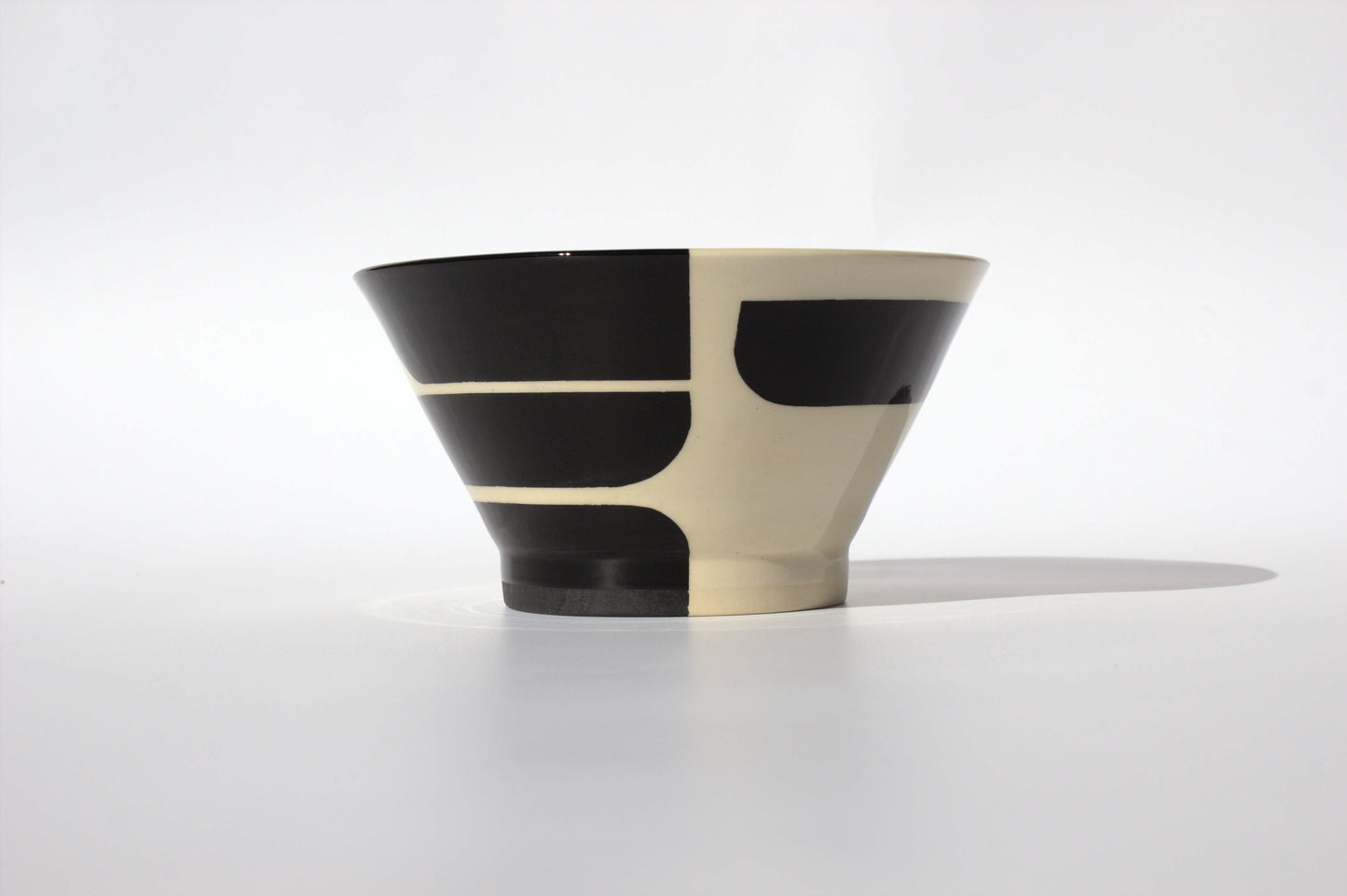 Black Design Bowl - Medium 2