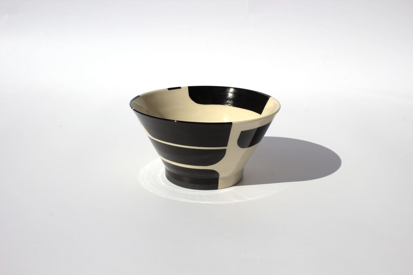 Black Design Bowl - Medium 2