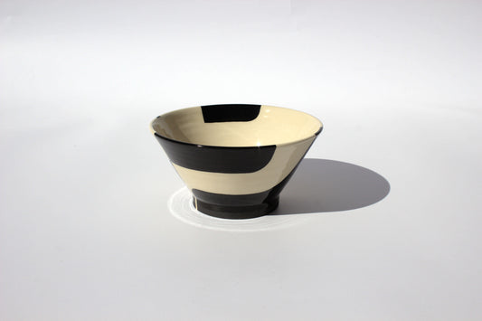 Black Design Bowl - Medium 3
