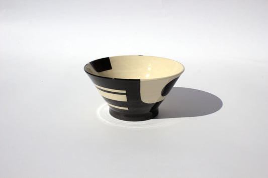 Black Design Bowl - Medium 4